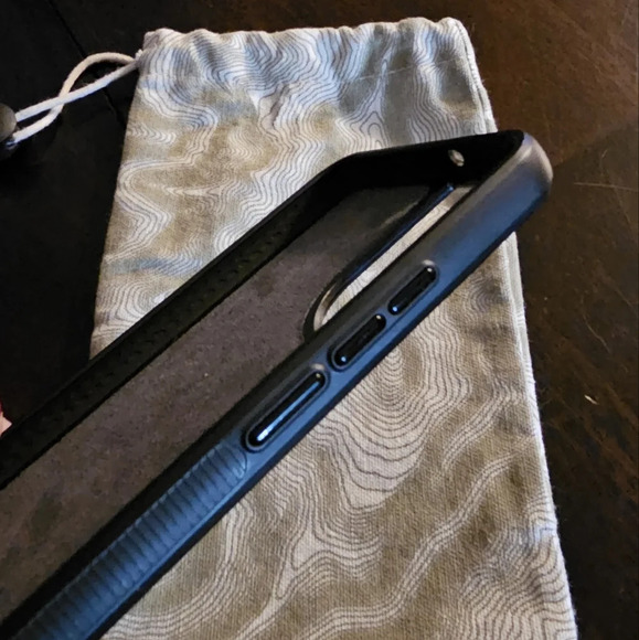 Samsung Galaxy S22 Plus Carved Case‎ - Picture 5 of 8